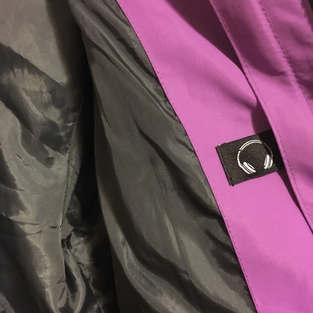 Wantdo Outdoor Jacket With Hood Size Small Purple and Black - Picture 7 of 8